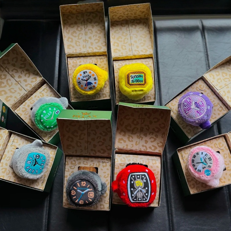 In Stock Pop Sunday Plush Rela - огляд і ціна Jewelry For Watches